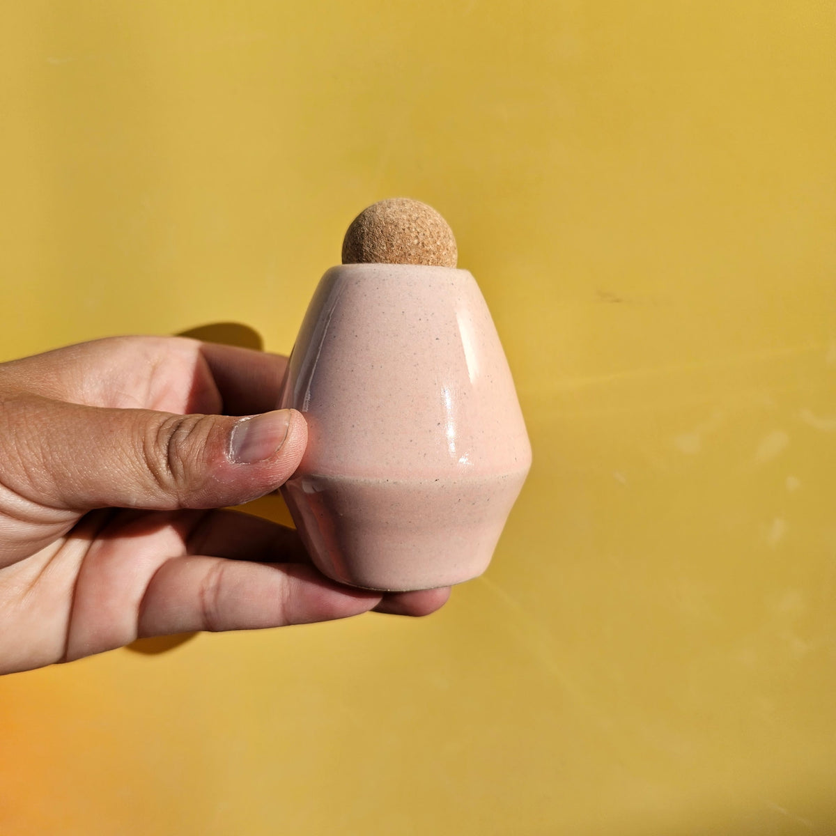 PINKY DIAMOND MATCH STRIKER