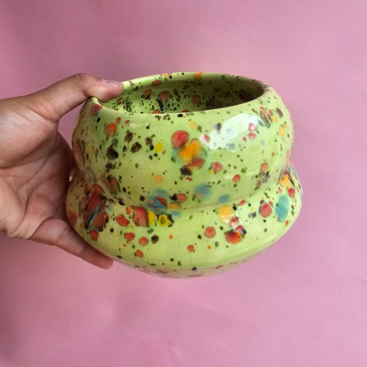 LIME JELLO VENUS PLANTER