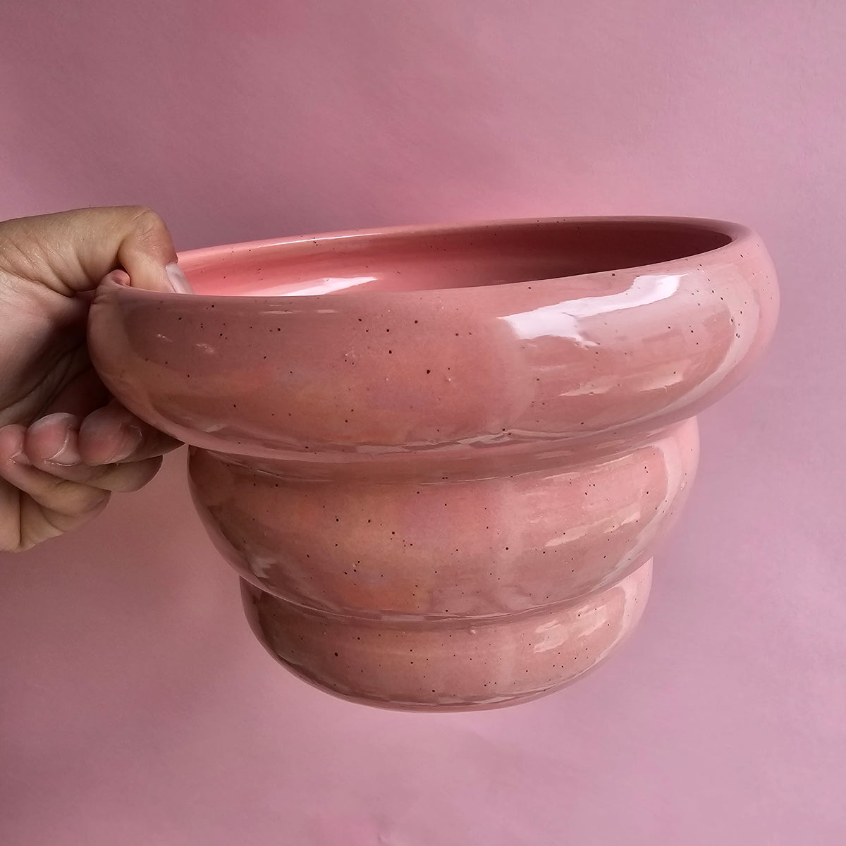 FLAMINGO SPECKLED WAVY VASE