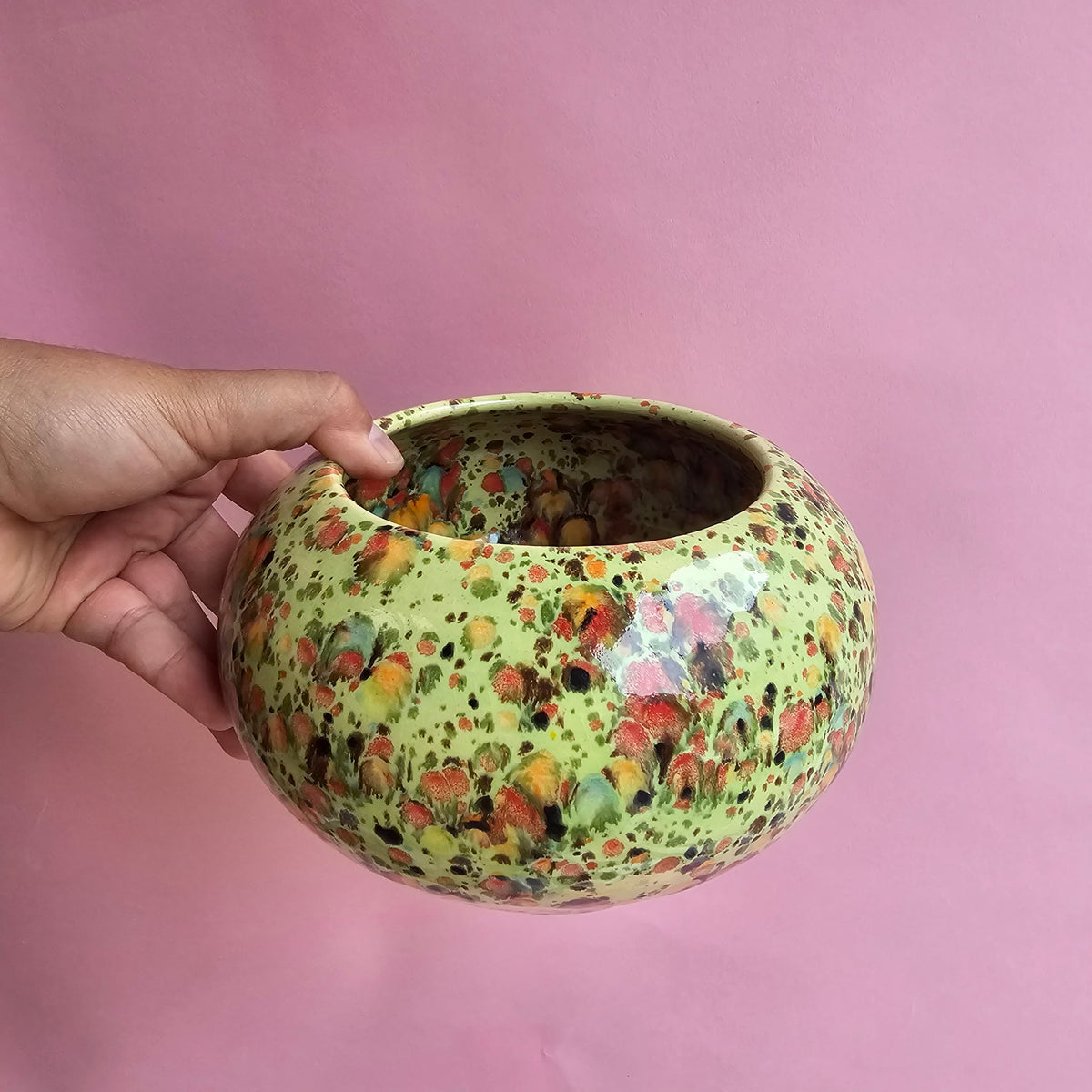 LIME JELLO ROUND PLANTER