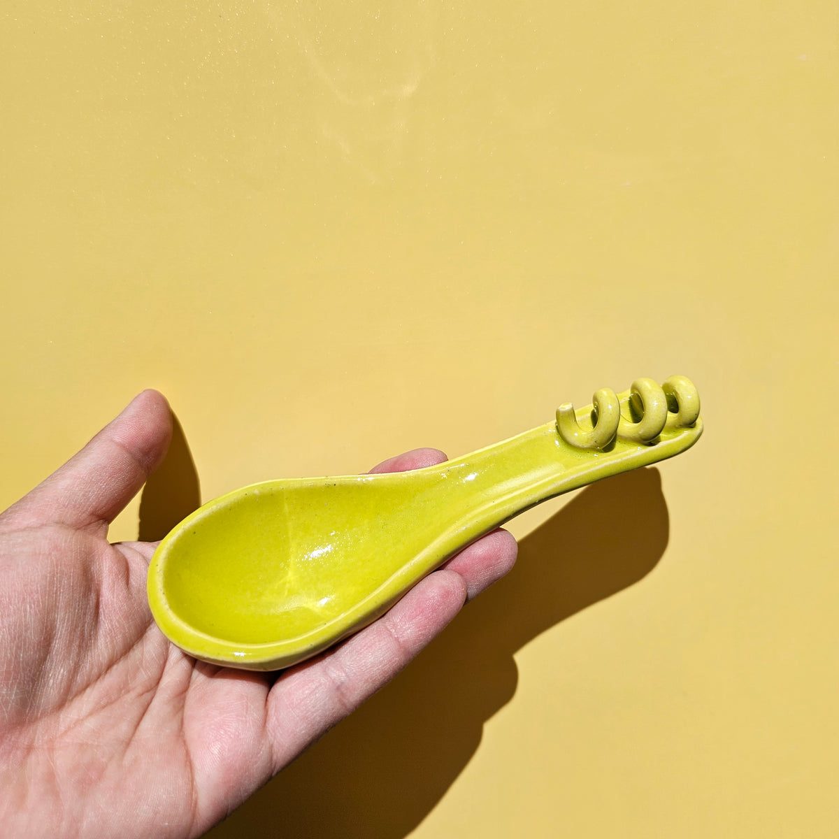 CHARTREUSE SPRIAL SPOON