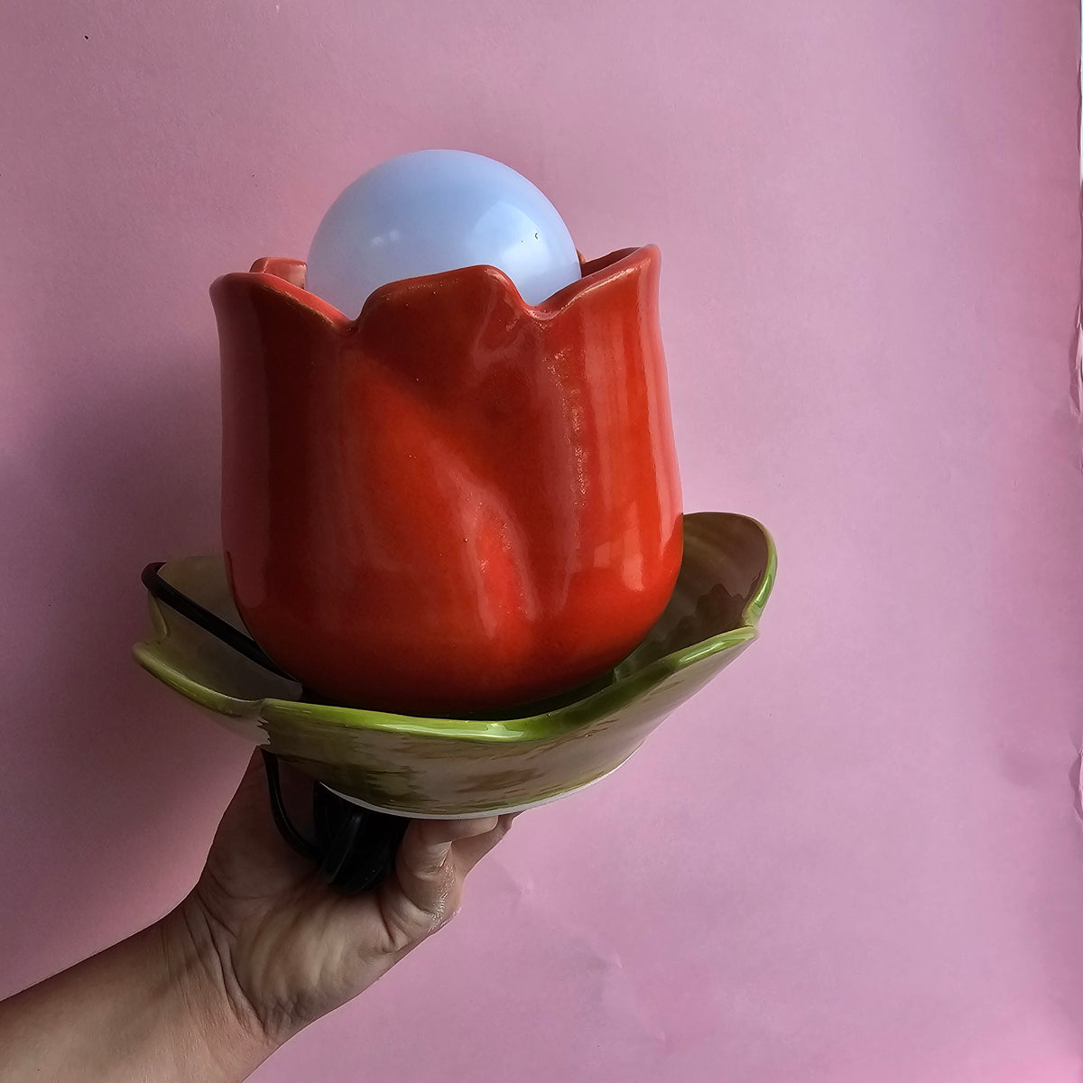 CHERRY TULIP LAMP